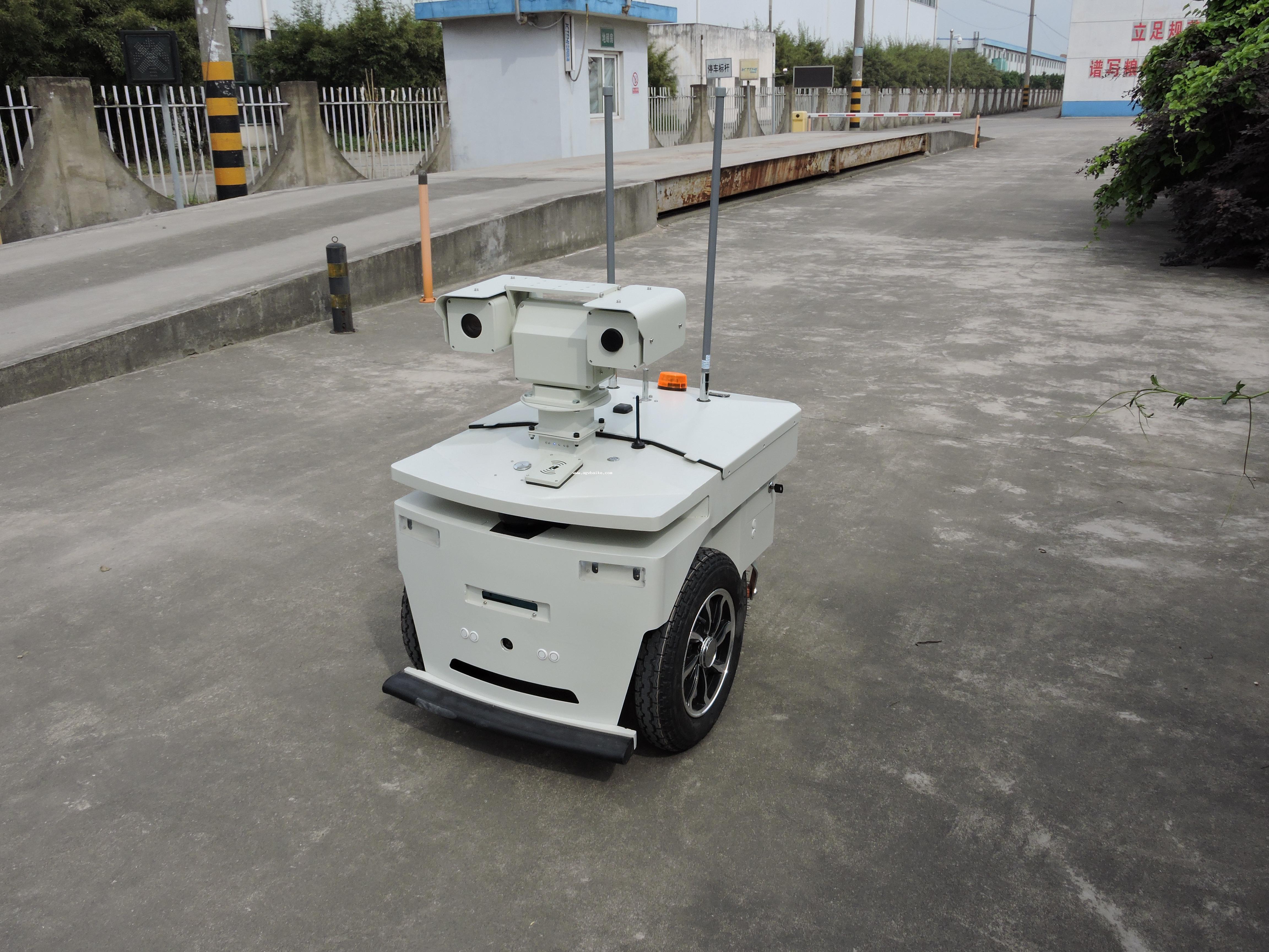 国内首个粮食仓储智能机器人亮相福建粮洽会